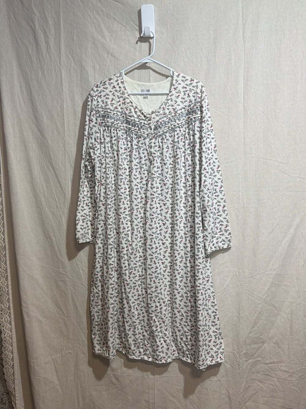 Celestial Dreams Women's Floral Long Sleeve Nightgown with Button-Down Bodice
